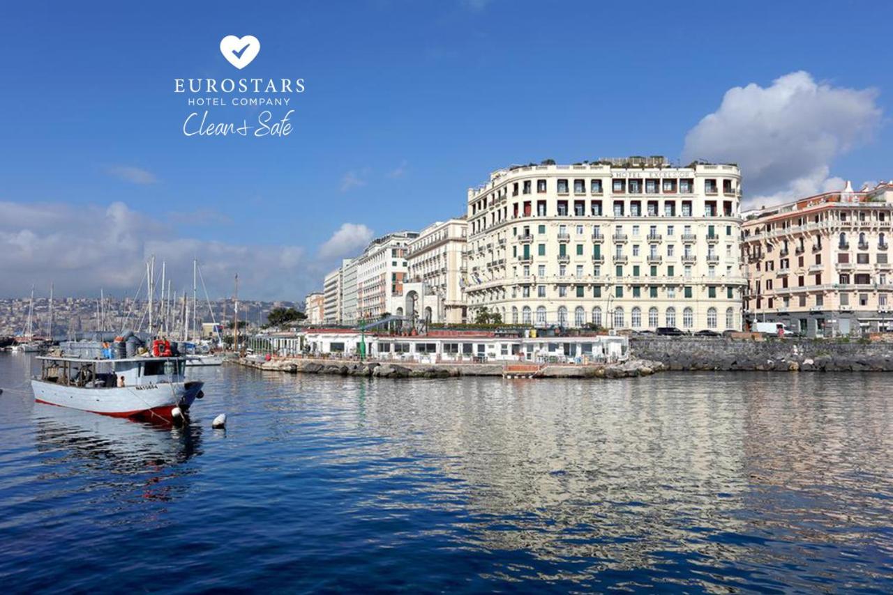 Eurostars Hotel Excelsior Napoli Bagian luar foto